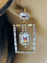Load image into Gallery viewer, Gold Tone Rhinestone Diva Earrings